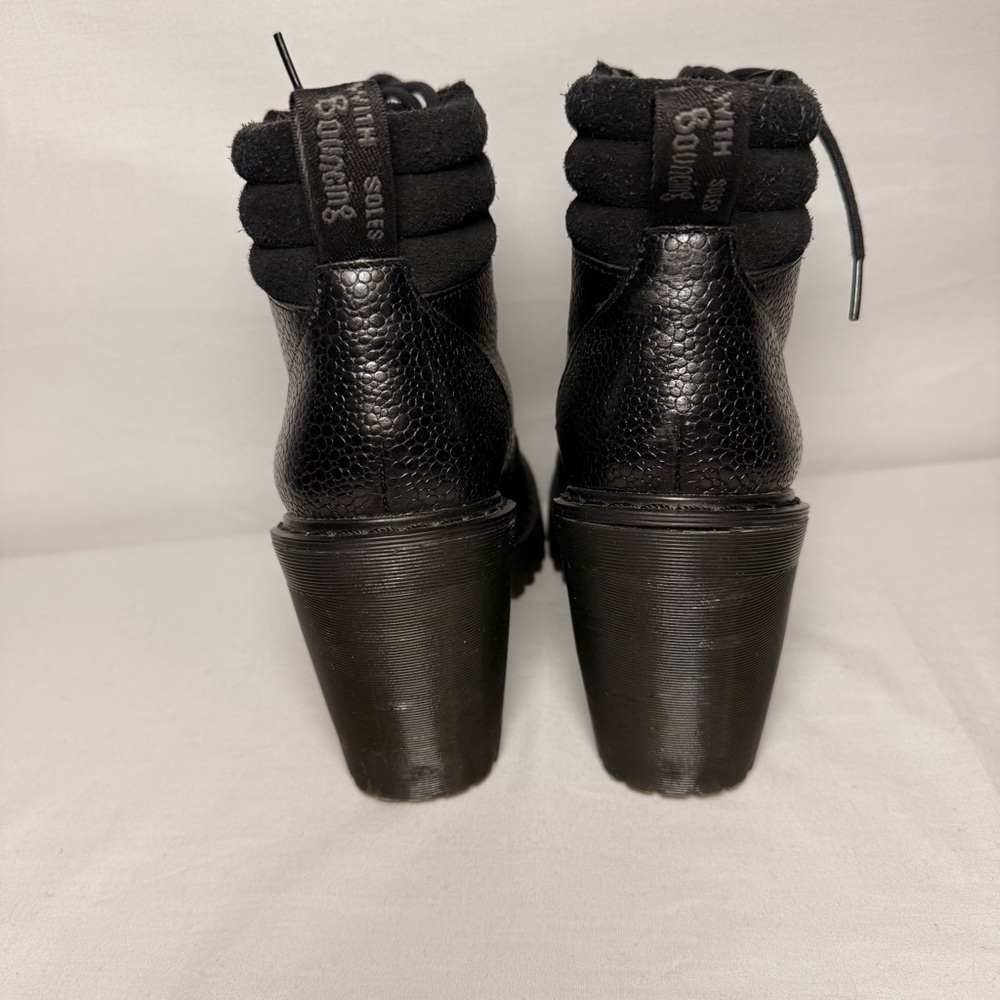Dr Martens Women Persephone FL 6 Eye Blk Pebbled Leather Ankle Heeled Boots Sz 5 - Picture 4 of 14